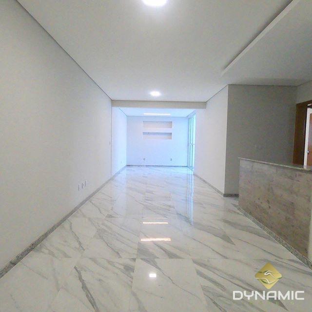 Apartamento à venda com 3 quartos, 100m² - Foto 2