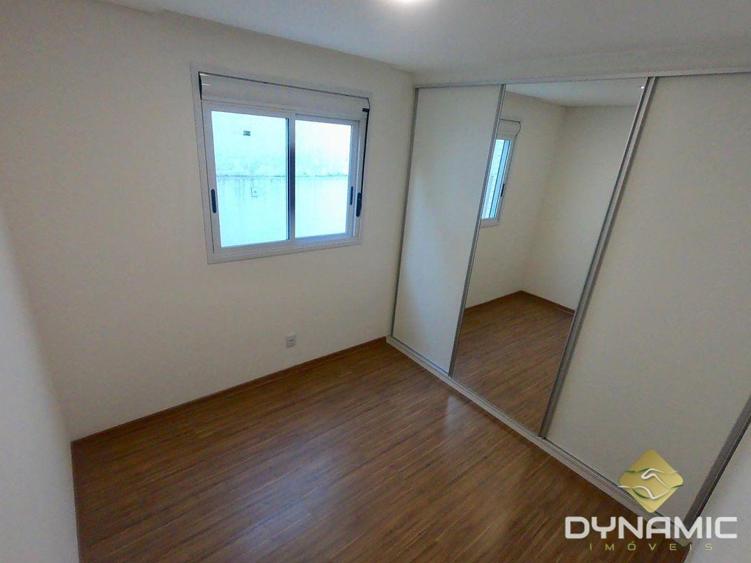 Apartamento à venda com 3 quartos, 100m² - Foto 13