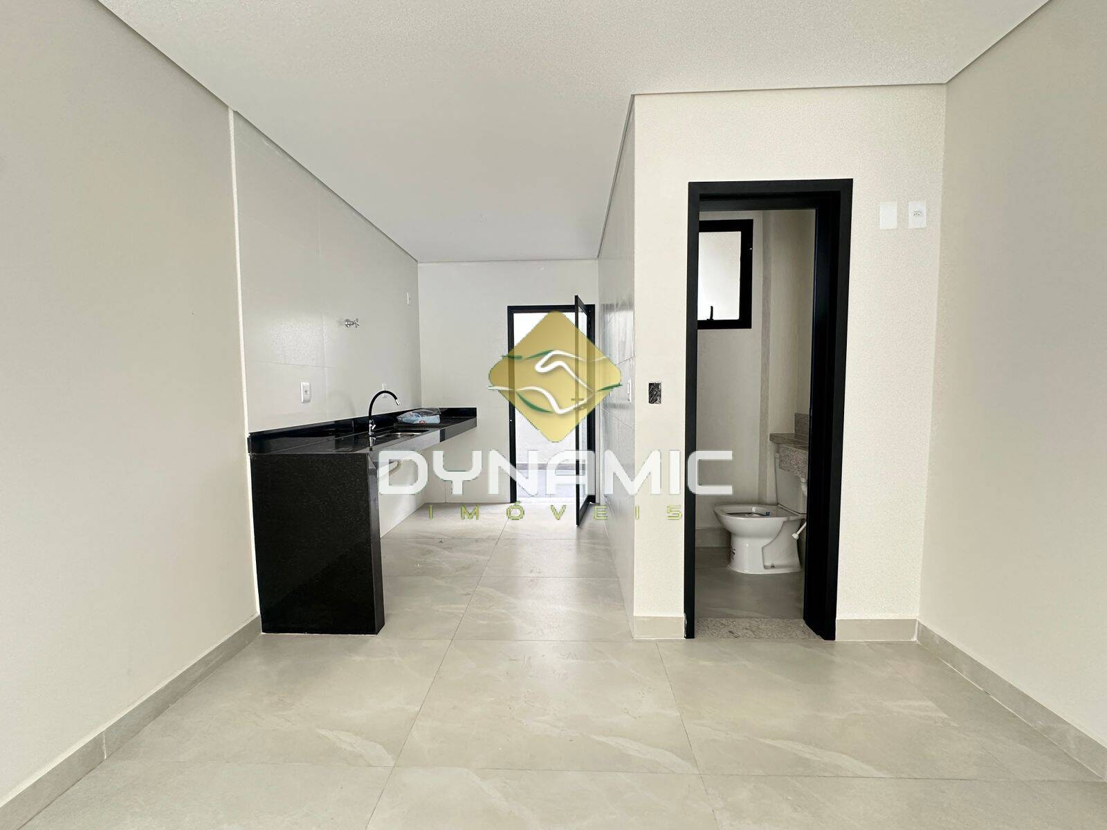 Casa à venda com 2 quartos, 22m² - Foto 18