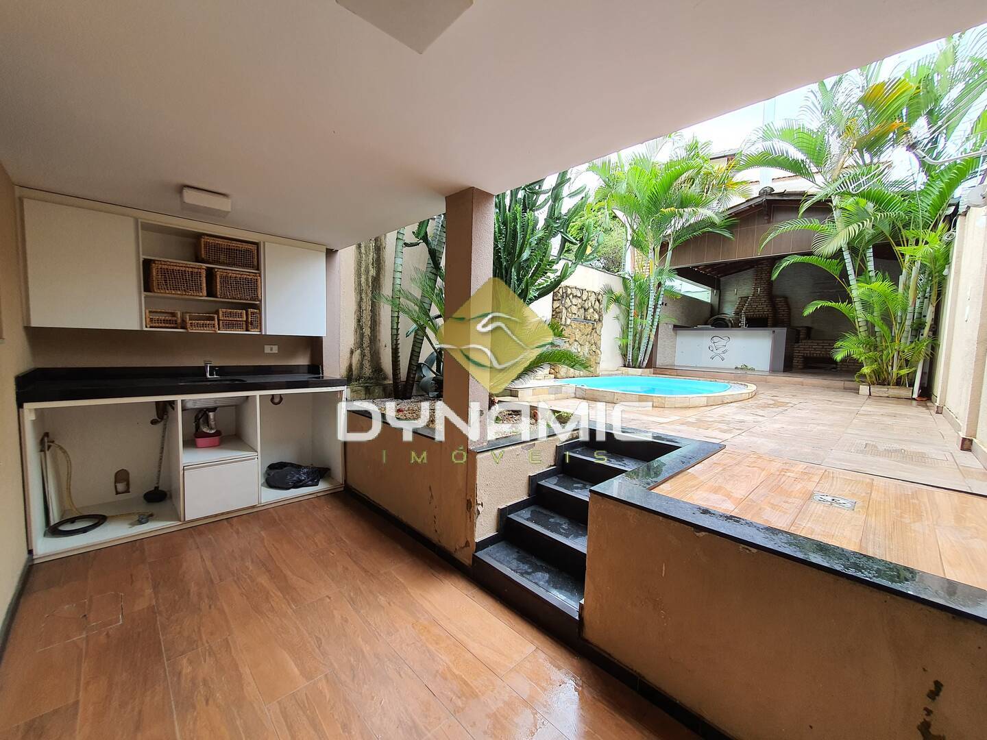 Casa à venda com 3 quartos, 120m² - Foto 11