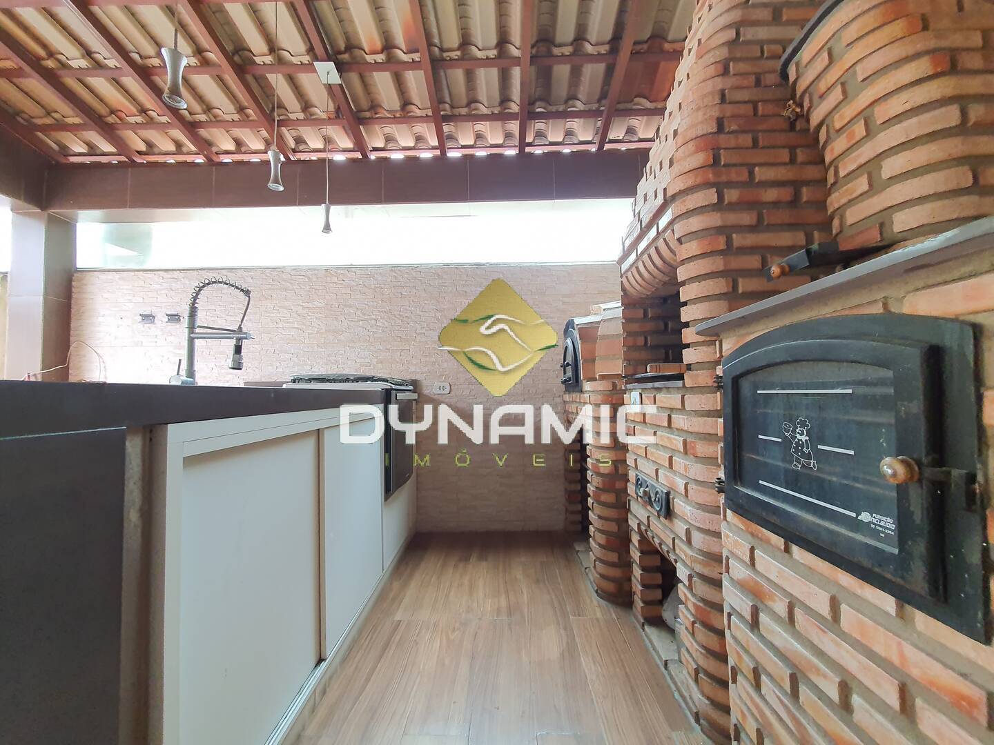 Casa à venda com 3 quartos, 120m² - Foto 16