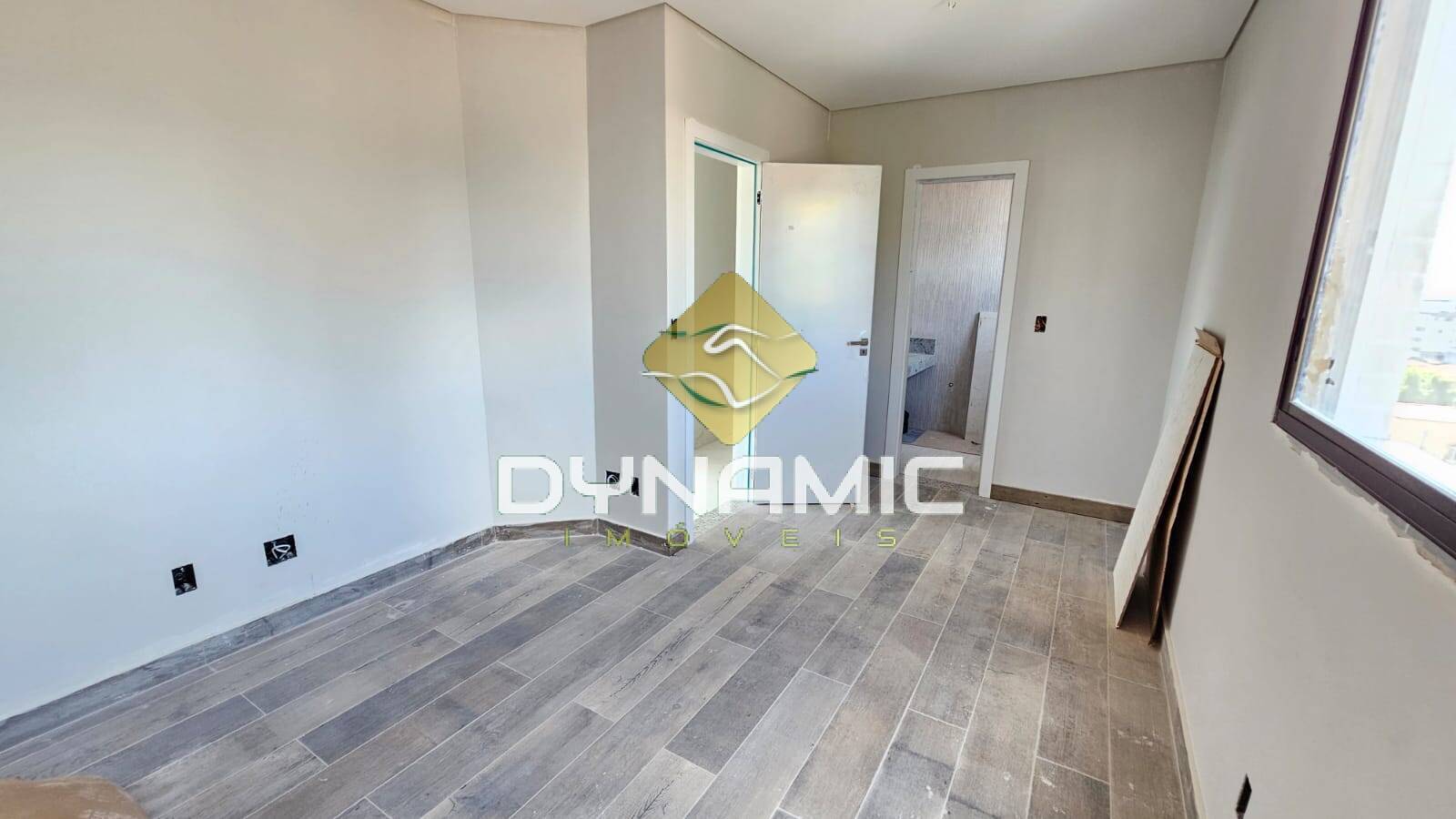 Apartamento à venda com 4 quartos, 102m² - Foto 18