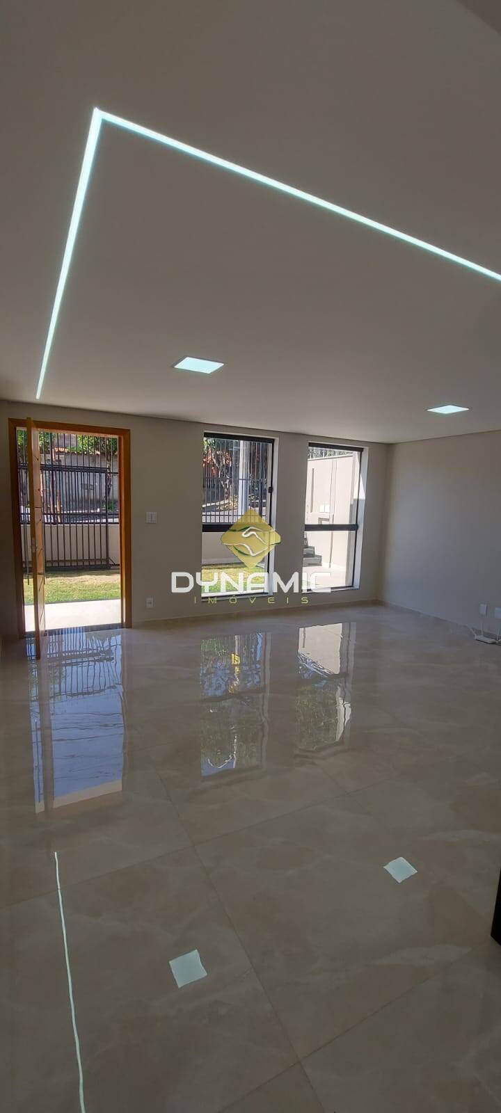 Casa à venda com 4 quartos, 177m² - Foto 24