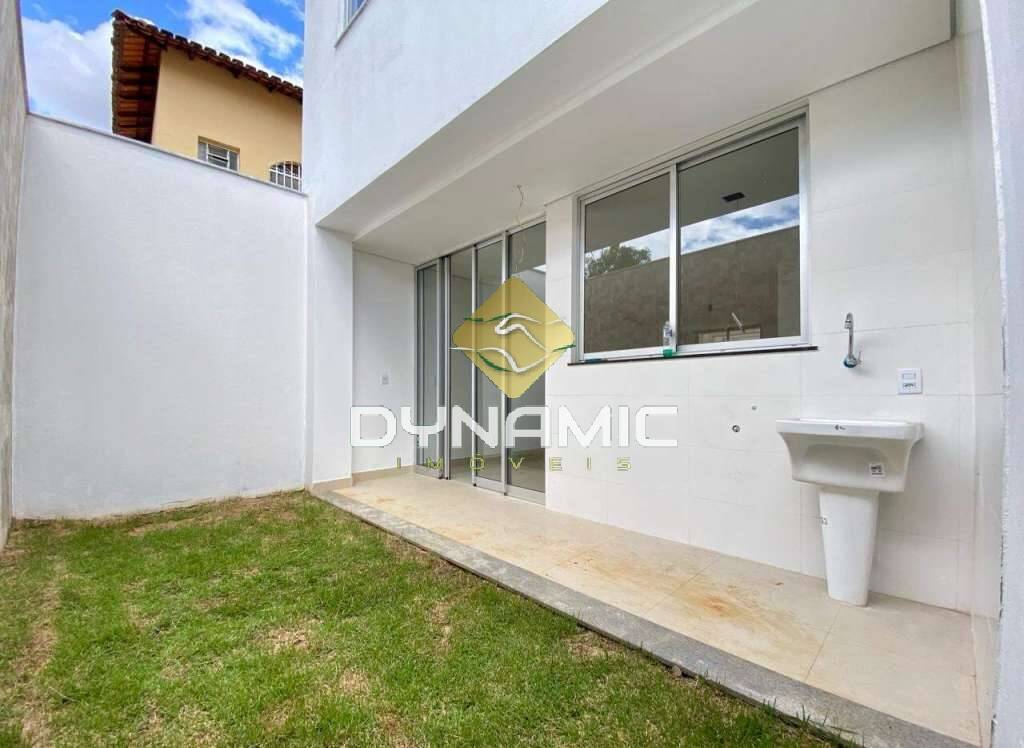 Casa à venda com 3 quartos, 113m² - Foto 12