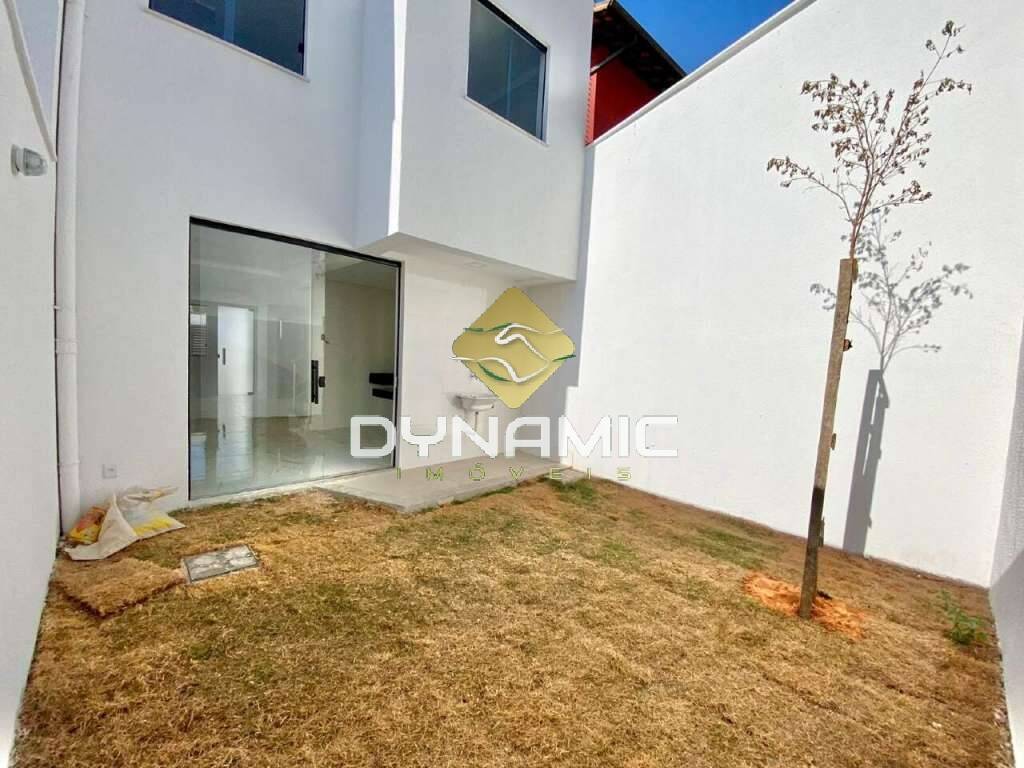 Casa à venda com 3 quartos, 46m² - Foto 5