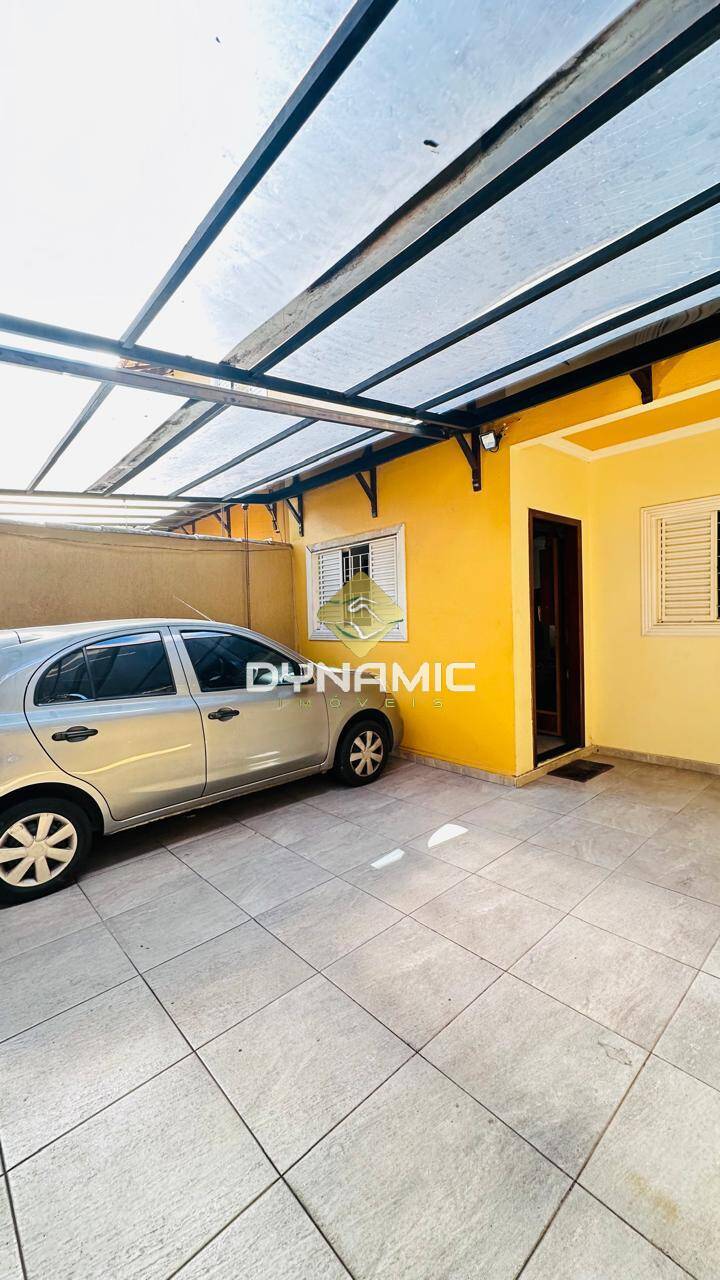 Casa à venda com 3 quartos, 100m² - Foto 2